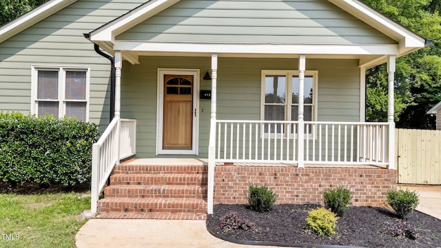 413 Top Greene Ln, Raleigh, NC 27601 - bungalow-style home featuring covered porch