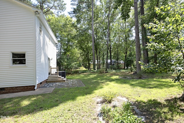 409 Glaive Dr, Durham, NC 27703 - view of green lawn
