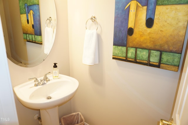 4810 Glenmist Ct, Raleigh, NC 27612 - bathroom featuring a sink