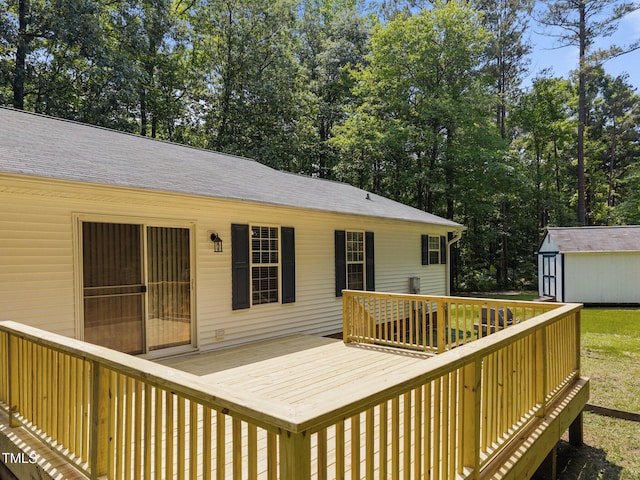117 Lema Dr, Garner, NC 27529 - wooden terrace with view of scattered trees