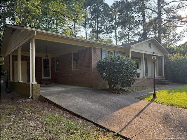 709 Shopton Ct, Fayetteville, NC 28303 - photo 2