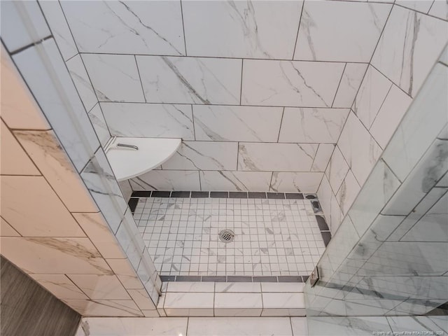 1206 Elm St N, Lumberton, NC 28358 - full bath featuring a shower stall