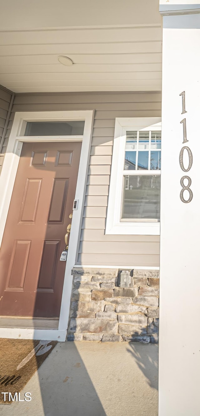 1108 Matterhorn Dr, Fuquay Varina, NC 27526 - property entrance