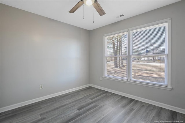 303 Woodberry Cir, Raeford, NC 28376 - photo 10