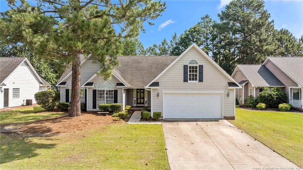 4511 Bluebush Dr, Fayetteville, NC 28312 - photo 1