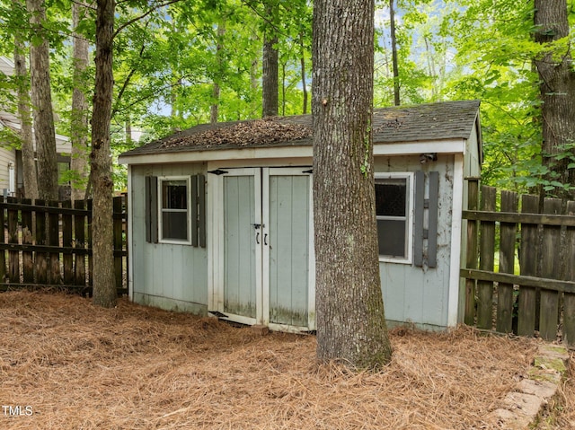 15 Gray Fox Ct, Durham, NC 27713 - view of shed featuring a fenced backyard