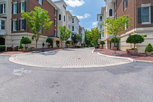 2813 Market Bridge Ln Unit 104, Raleigh, NC 27608 - photo 3