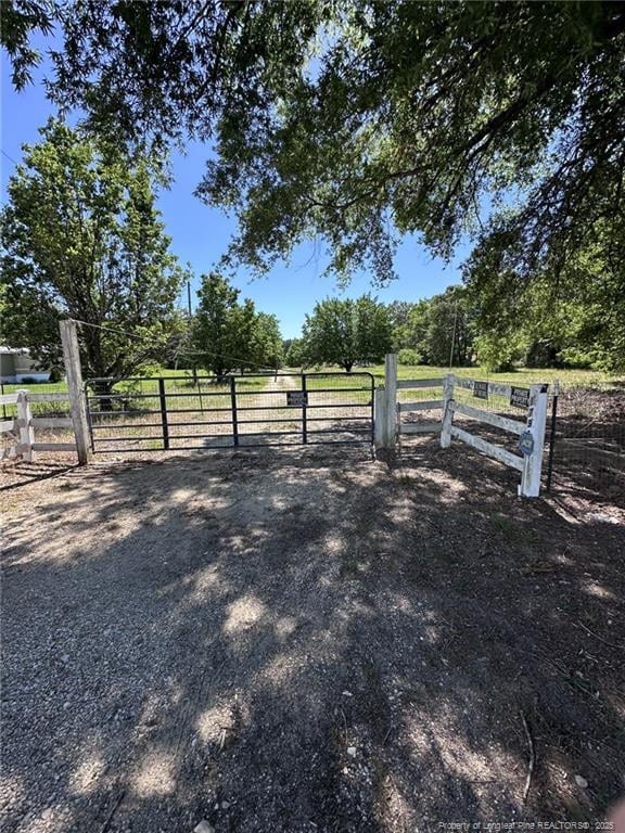 179 Woods Edge Ln, Erwin, NC 28339