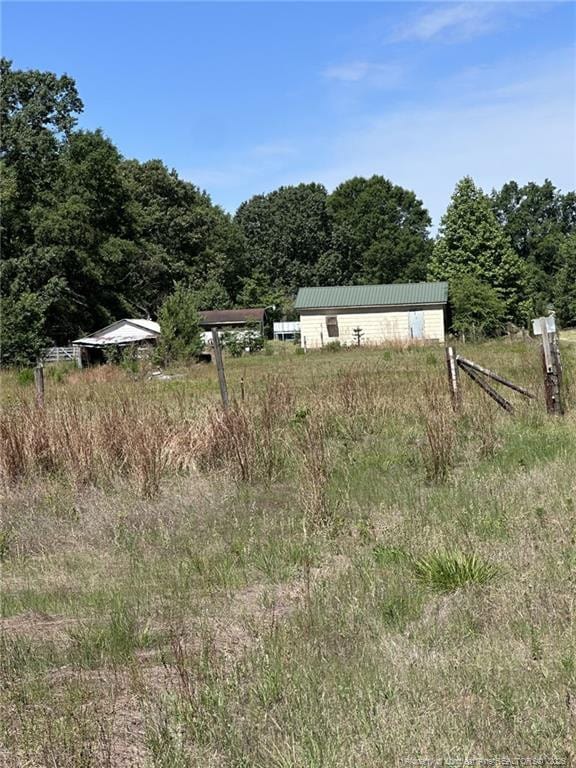 179 Woods Edge Ln, Erwin, NC 28339