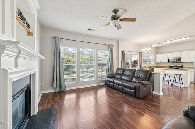 208 N Weststone Blvd, Fuquay Varina, NC 27526 - photo 10