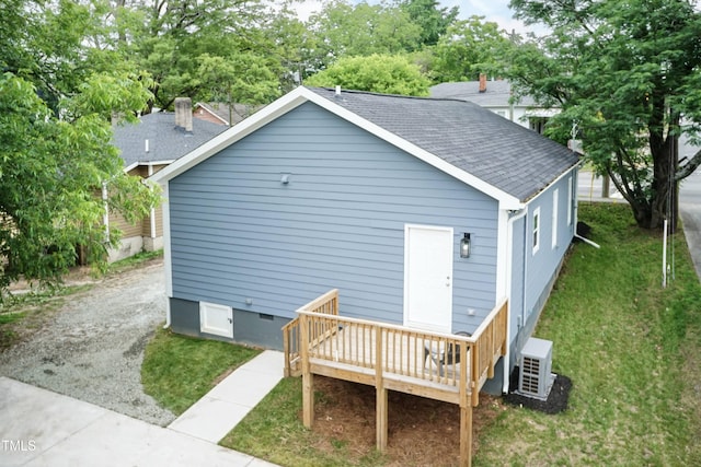 1318 N Alston Ave, Durham, NC 27701 - rear view of house featuring a deck, roof with shingles, a yard, and view of wooded area