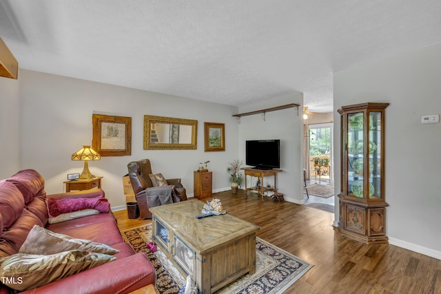 320 Bainbridge Cir, Garner, NC 27529 - photo 7