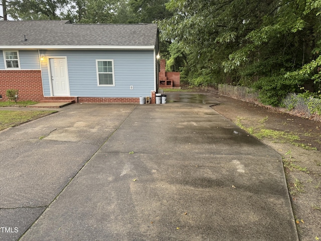 403 Oak St, Roanoke Rapids, NC 27870 - view of side of home with driveway