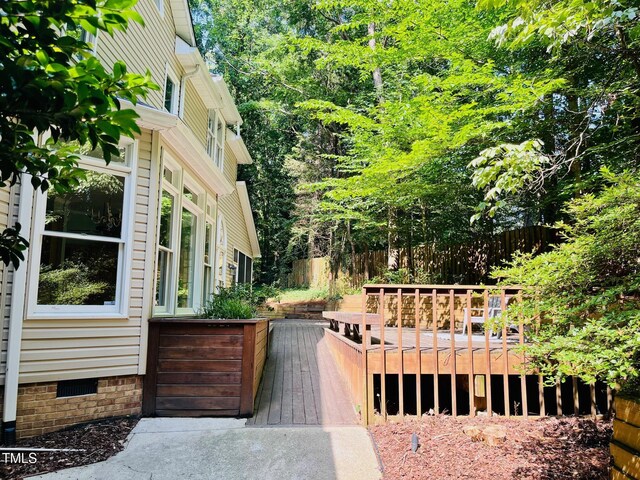 1512 Cumberland Rd, Chapel Hill, NC 27514 - view of wooden deck