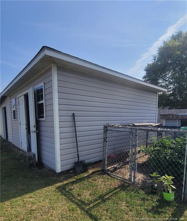 90 Tyson Carriage Ln, Autryville, NC 28318 - view of side of home
