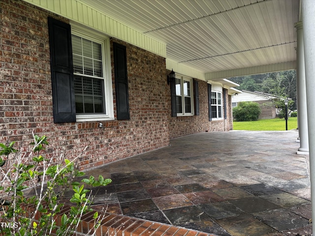 11477 NC-87, Elizabethtown, NC 28337 - view of porch