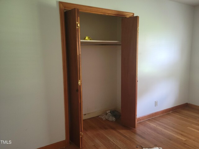 11477 NC-87, Elizabethtown, NC 28337 - view of closet