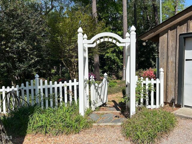 36A Country Club Dr, Rocky Mount, NC 27804 - view of gate
