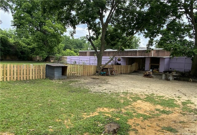 135 S Patterson S, Maxton, NC 28364 - view of yard