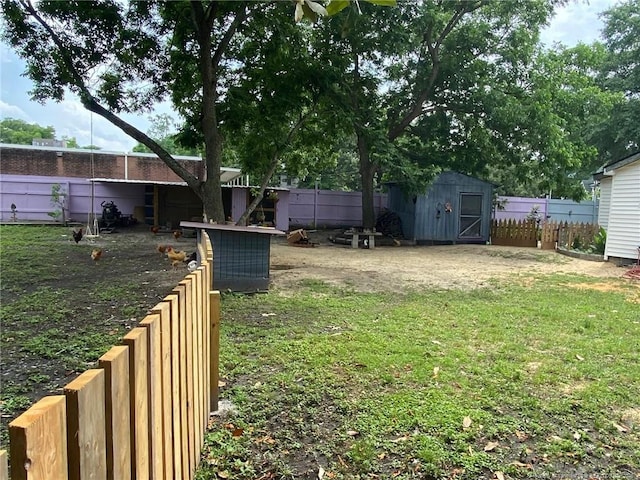 135 S Patterson S, Maxton, NC 28364 - view of yard