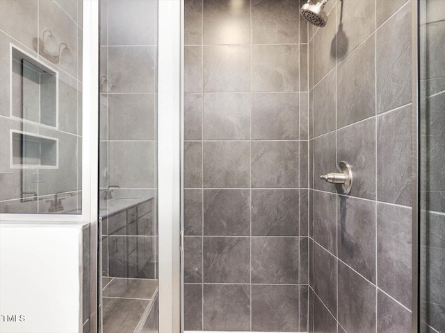 425 Hipwood Dr, Zebulon, NC 27597 - full bath with a stall shower