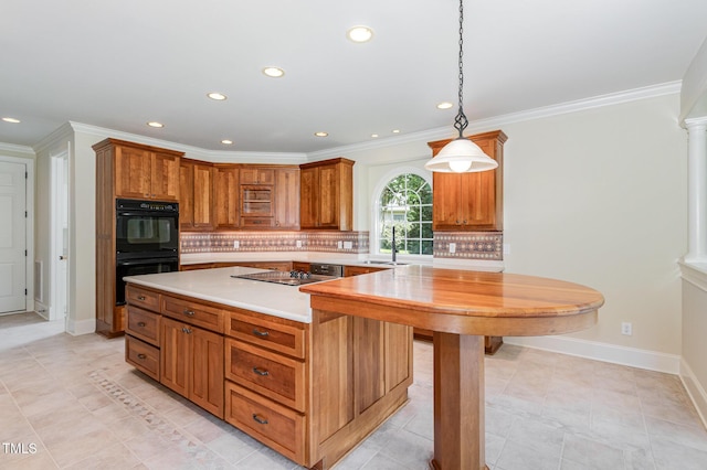 6553 Vintage Ridge Ln, Fuquay Varina, NC 27526 - kitchen with recessed lighting, black appliances, tasteful backsplash, baseboards, and a sink