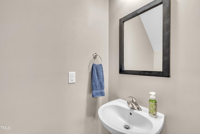 120 Feezor Ct, Clayton, NC 27527 - bathroom featuring a sink