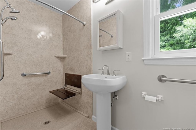 472 Walter Bright Rd, Sanford, NC 27330 - bathroom with a shower