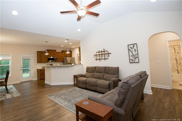 1410 Whitney Dr, Aberdeen, NC 28315