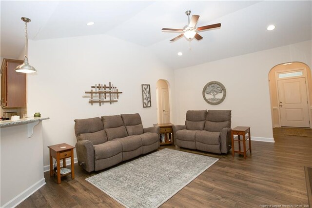 1410 Whitney Dr, Aberdeen, NC 28315