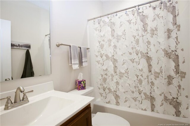 1410 Whitney Dr, Aberdeen, NC 28315
