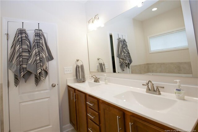 1410 Whitney Dr, Aberdeen, NC 28315