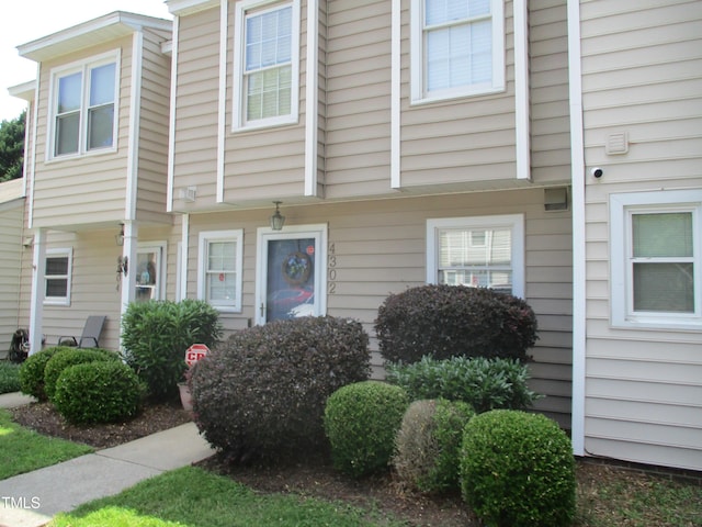 4302 Bona Ct, Raleigh, NC 27604 - view of townhome / multi-family property