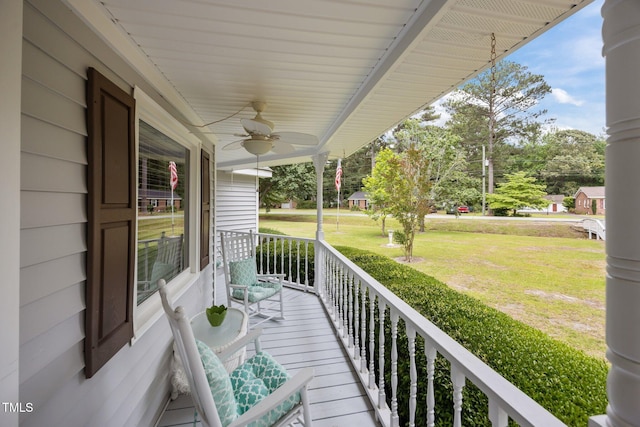 2000 Glissom St, Tarboro, NC 27886 - covered porch featuring a ceiling fan