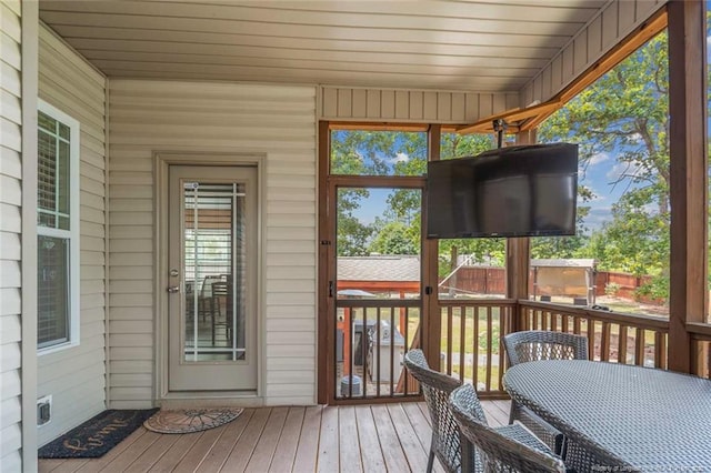 416 Kentucky Derby Ln, Lillington, NC 27546 - sunroom featuring outdoor dining space