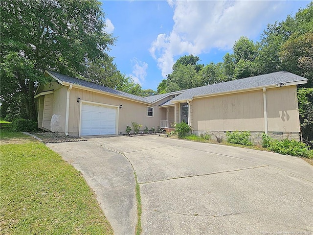 918 Dandridge Dr, Fayetteville, NC 28303 - ranch-style house with concrete driveway and a garage