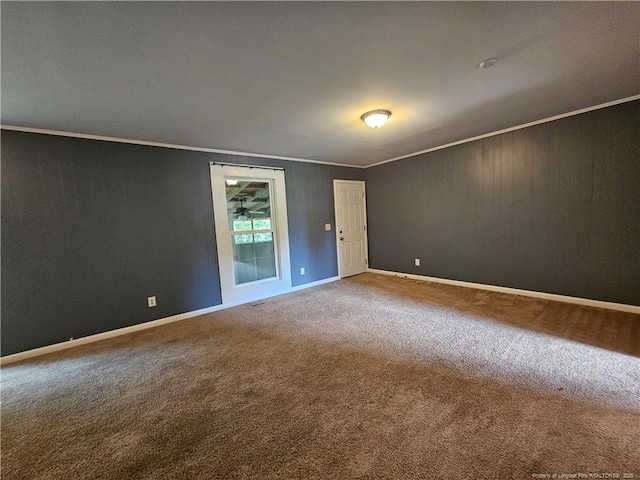 918 Dandridge Dr, Fayetteville, NC 28303 - carpeted spare room featuring crown molding and baseboards