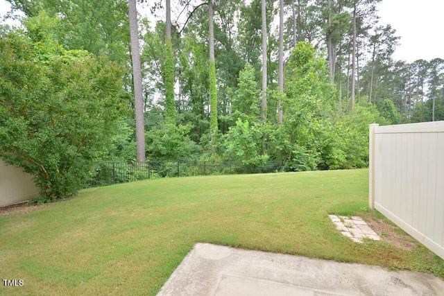321 Westgrove Ct, Durham, NC 27703 - view of yard