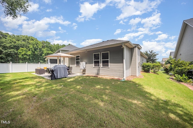 3037 Willow Ranch Dr, Fuquay Varina, NC 27526 - back of property with a patio area and an outdoor hangout area