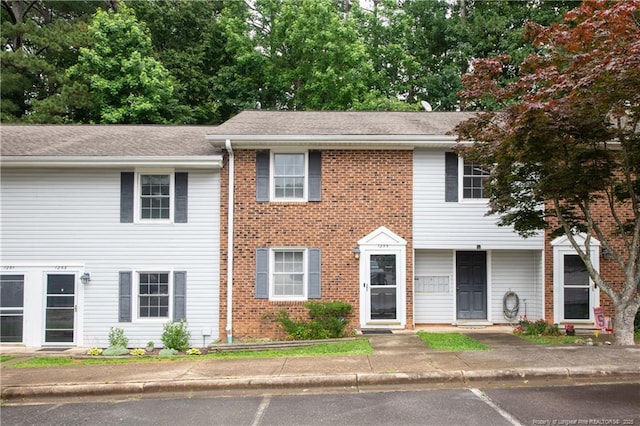1255 Donaldson Ct, Cary, NC 27511 - townhome / multi-family property with brick siding