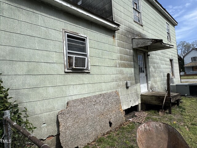 921 Franklin St, Roanoke Rapids, NC 27870 - view of property exterior featuring a central air condition unit