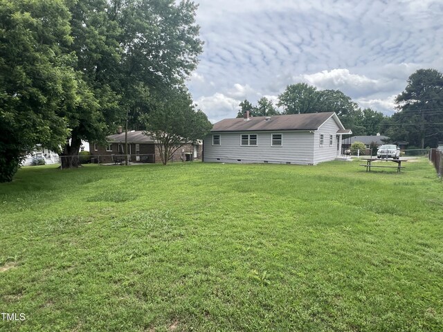 1851 S Clearview Dr, Henderson, NC 27536 - view of yard