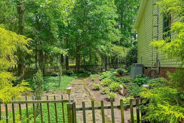 734 Crystal Forest Dr, Semora, NC 27343 - view of yard