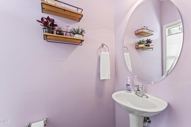 100 Beaconwood Ln, Holly Springs, NC 27540 - bathroom with a sink