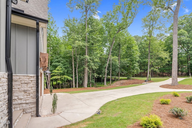 5504 Earle Rd, Raleigh, NC 27606 - view of property's community with view of wooded area