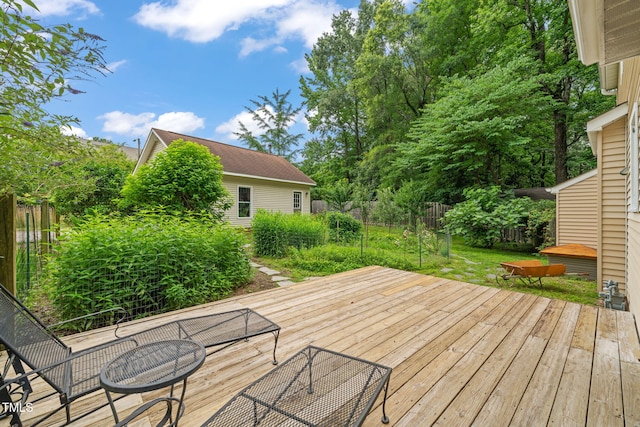 20 Timberlyne Rd, Chapel Hill, NC 27514 - view of wooden terrace