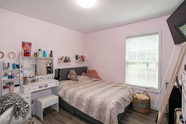 1008 Catsby Cir, Raleigh, NC 27603 - bedroom with wood finished floors