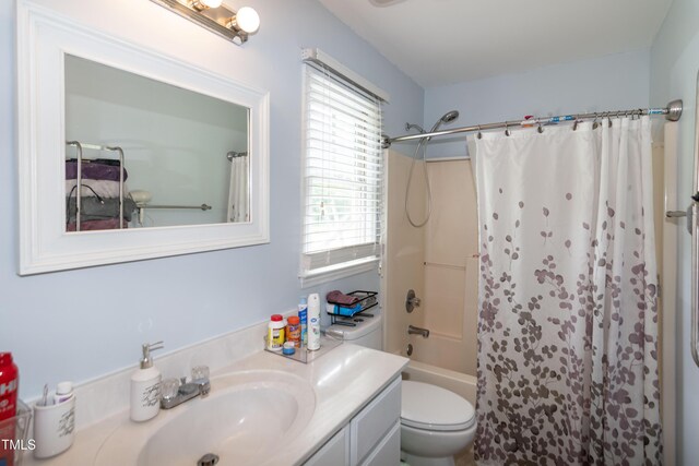 1008 Catsby Cir, Raleigh, NC 27603 - full bath with vanity and shower / bath combo