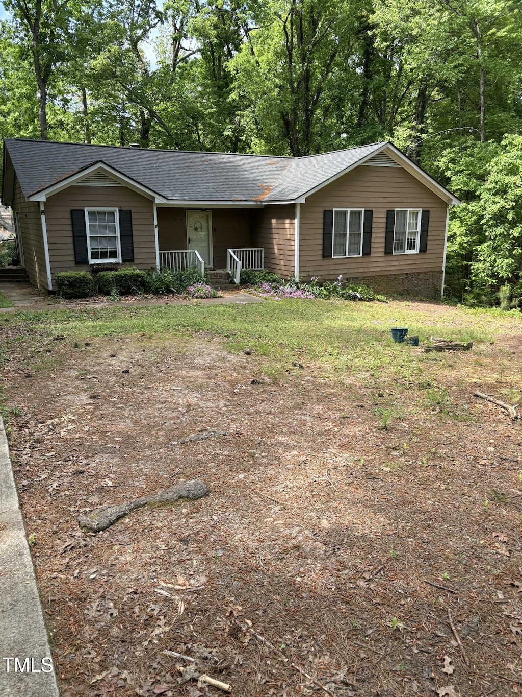 3308 Bearskin Ct, Raleigh, NC 27606 - photo 1