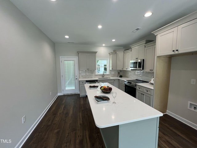 202 S Pearl St, Princeton, NC 27569 - photo 9